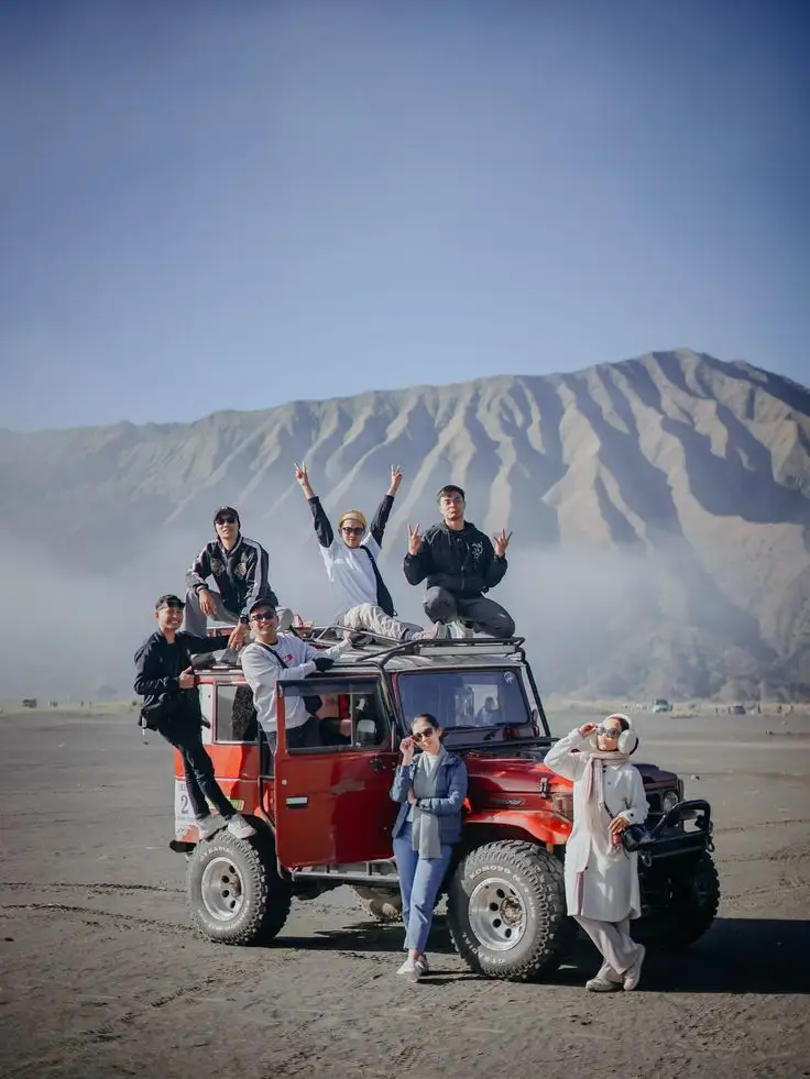 Pemandangan Bromo Arjuna Raya Tour